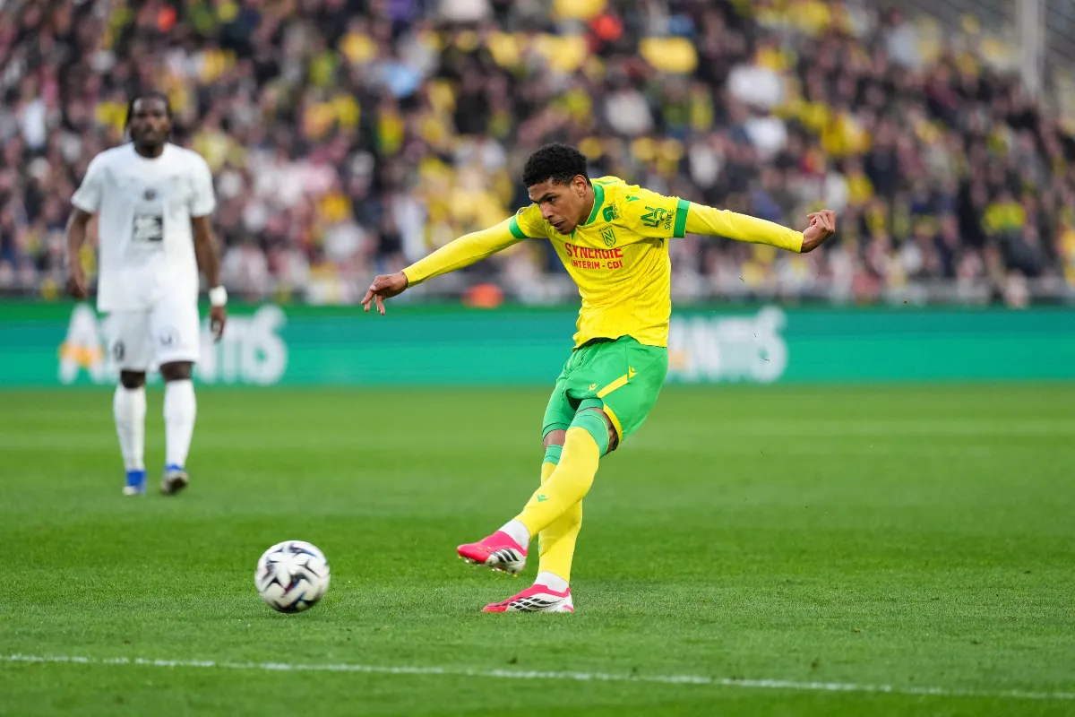 Le RC Lens cible un jeune talent du FC Nantes