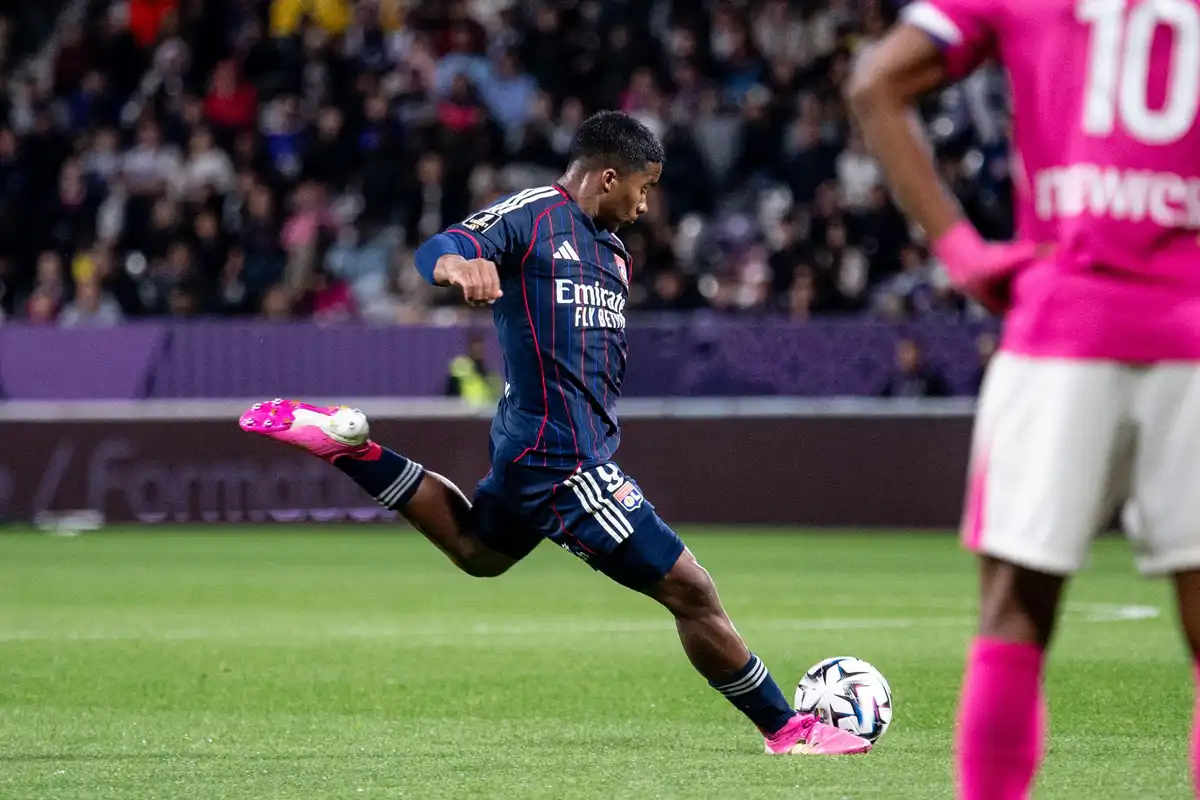 Endrick annonce son départ de l'OL ©Alamy