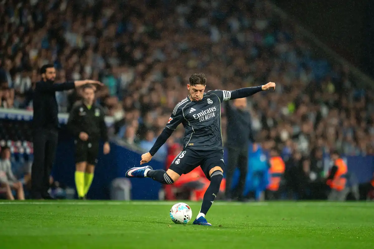 Real Madrid : Un géant anglais à la rescousse de Federico Valverde