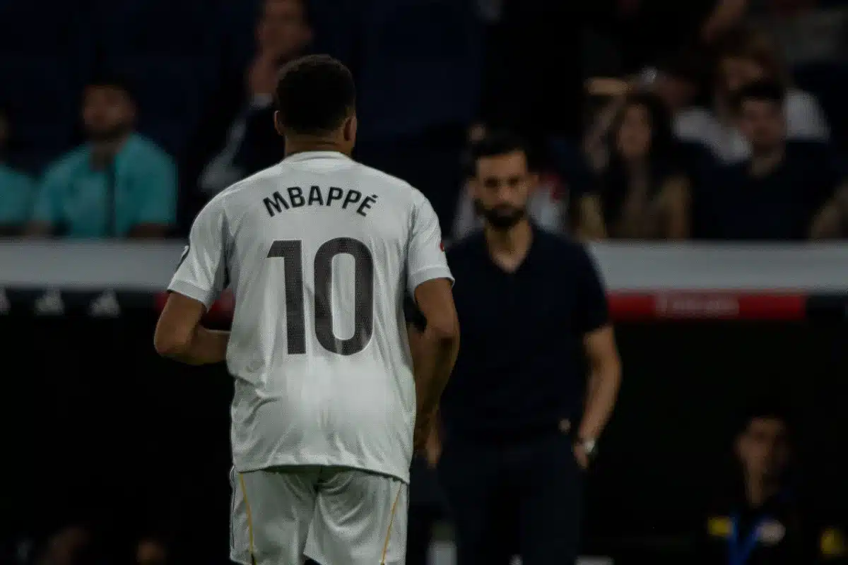 Inédit : Ni CR7, ni Lionel Messi, seul Kylian Mbappé