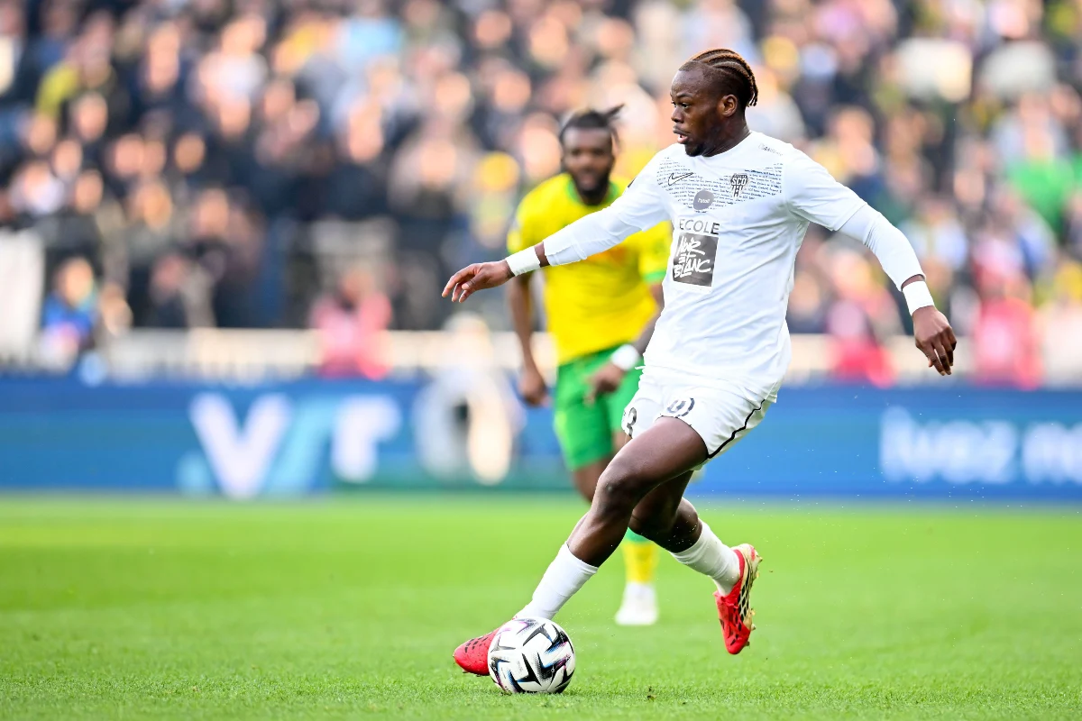 Jacques Ekomié sous le maillot d'Angers