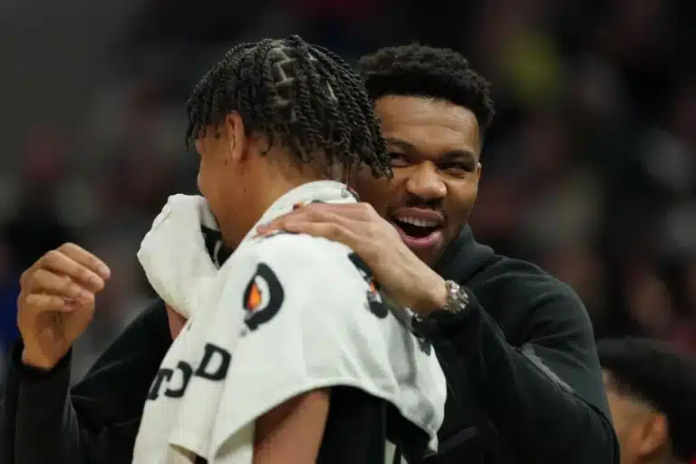 LDC Giannis Antetokounmpo révèle le vainqueur du choc Arsenal-PSG