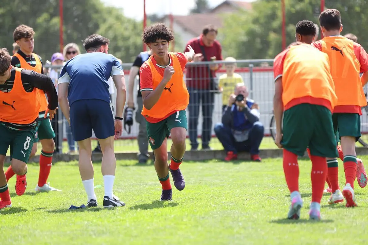 Le PSG rejoint la course pour Cristiano Ronaldo Jr