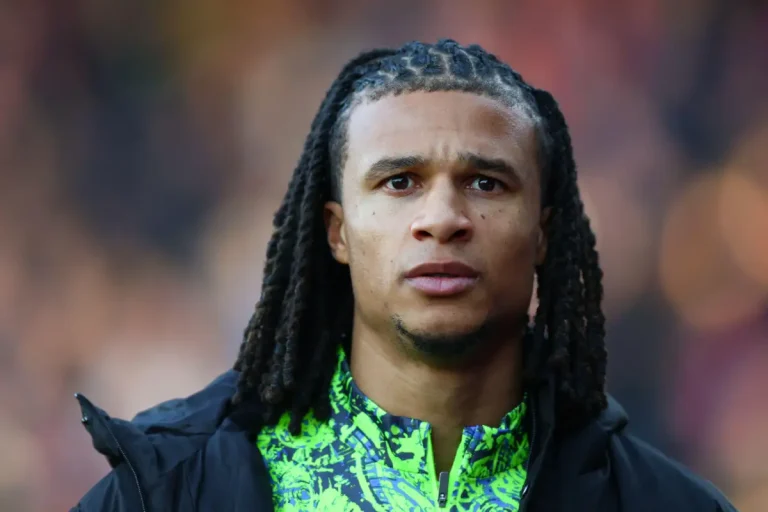 Man City : ce défenseur pose une condition pour rejoindre l'Italie
