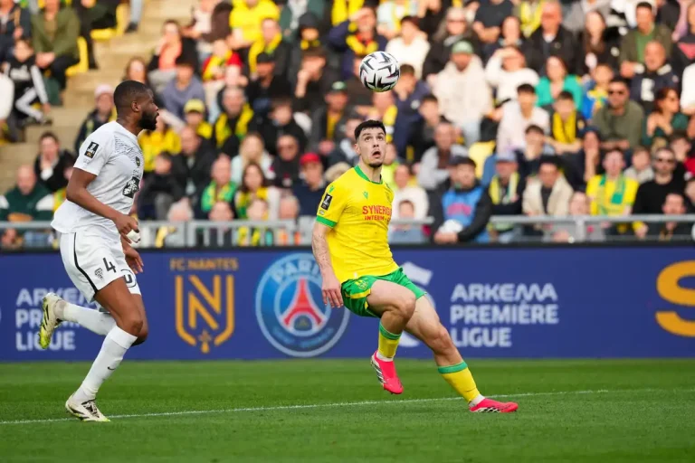Matthis Abline visé par le Barça ©Alamy