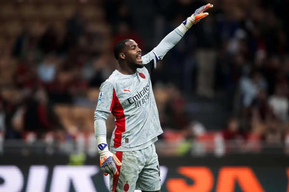 Chelsea ravive son intérêt pour Mike Maignan