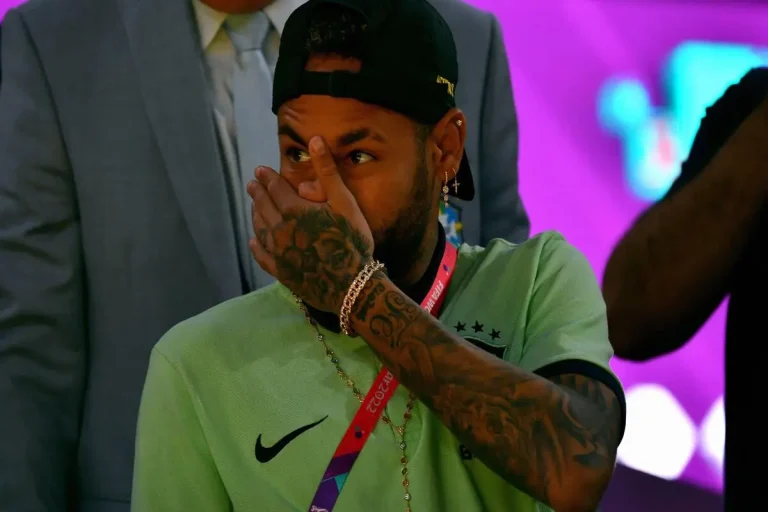 Neymar est officiellement un Italien