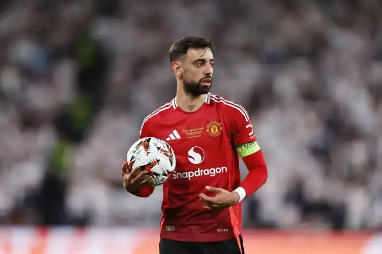 PL Bruno Fernandes bat le record de passes décisives en une saison