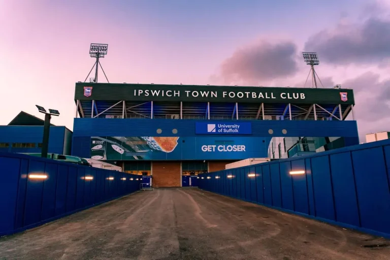 PL Ipswich de retour, 11 mois après sa relégation