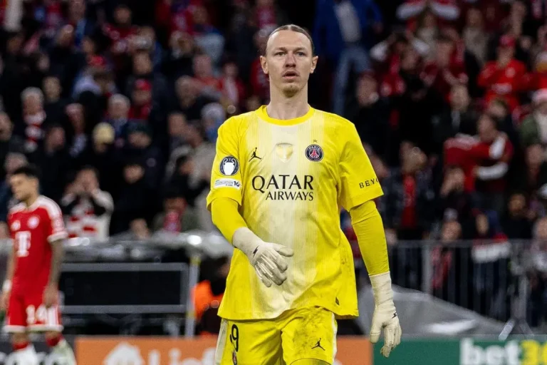 PSG : Matvey Safonov forfait pour le reste de la saison ?