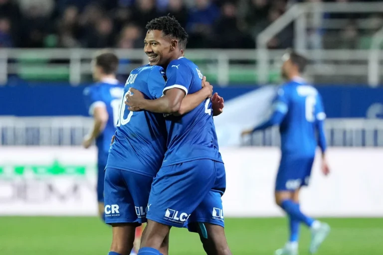 Tawfik Bentayeb sous le maillot de Troyes