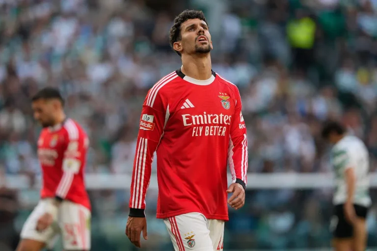 Tomás Araújo sous le maillot de Benfica