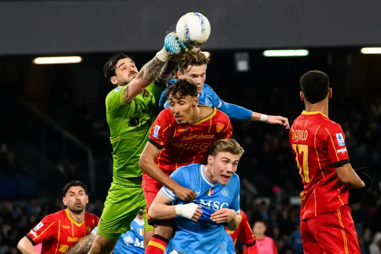 Wladimiro Falcone visé par l'Inter Milan ©Alamy