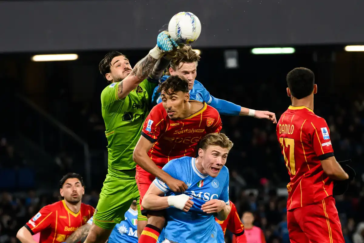 Wladimiro Falcone visé par l'Inter Milan ©Alamy