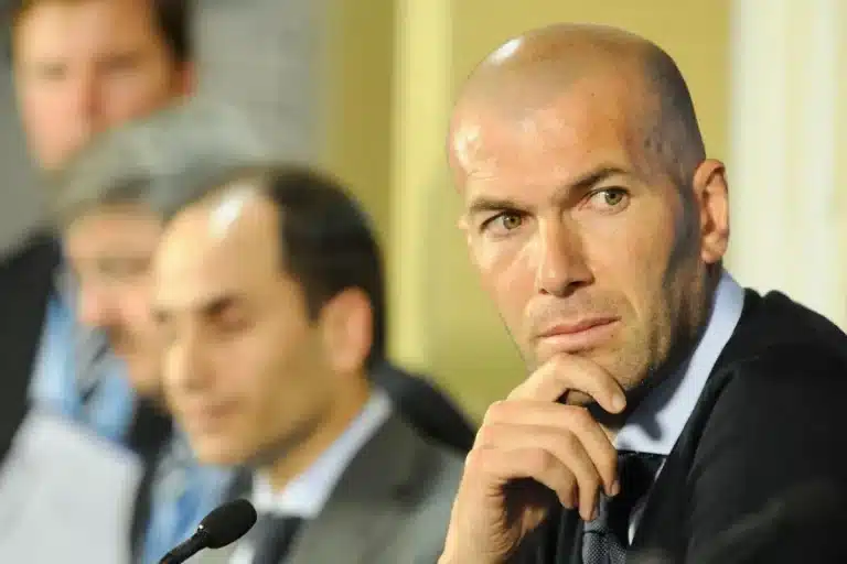 Zinedine Zidane pisté par un club turc