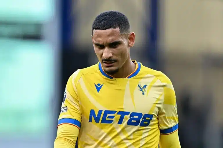 Maxence Lacroix sous le maillot de Crystal Palace @Alamy