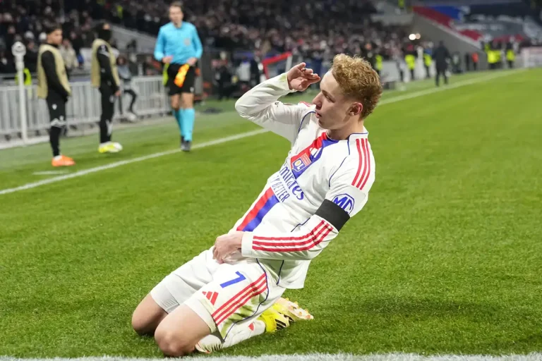 Adam Karabec quitte l'OL ©Alamy