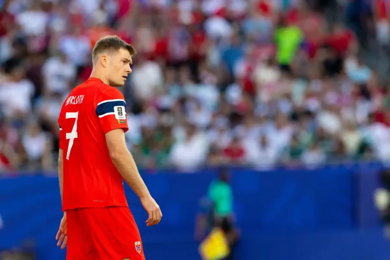 Alexander Sorloth visé par Naples ©Alamy