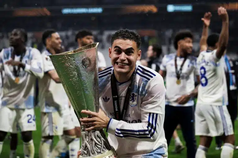 Andrés Garcia avec Aston Villa