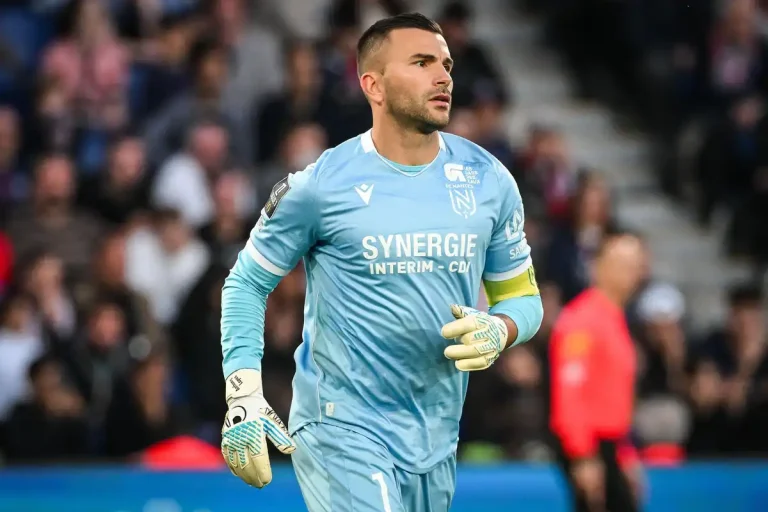 Anthony Lopes rejoint Angers ©Alamy