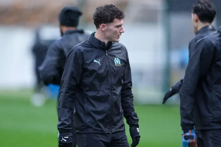 Benjamin Pavard visé par le Besiktas ©Alamy