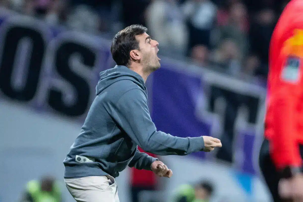 Carles Martínez Novell rejoint Leverkusen ©Alamy