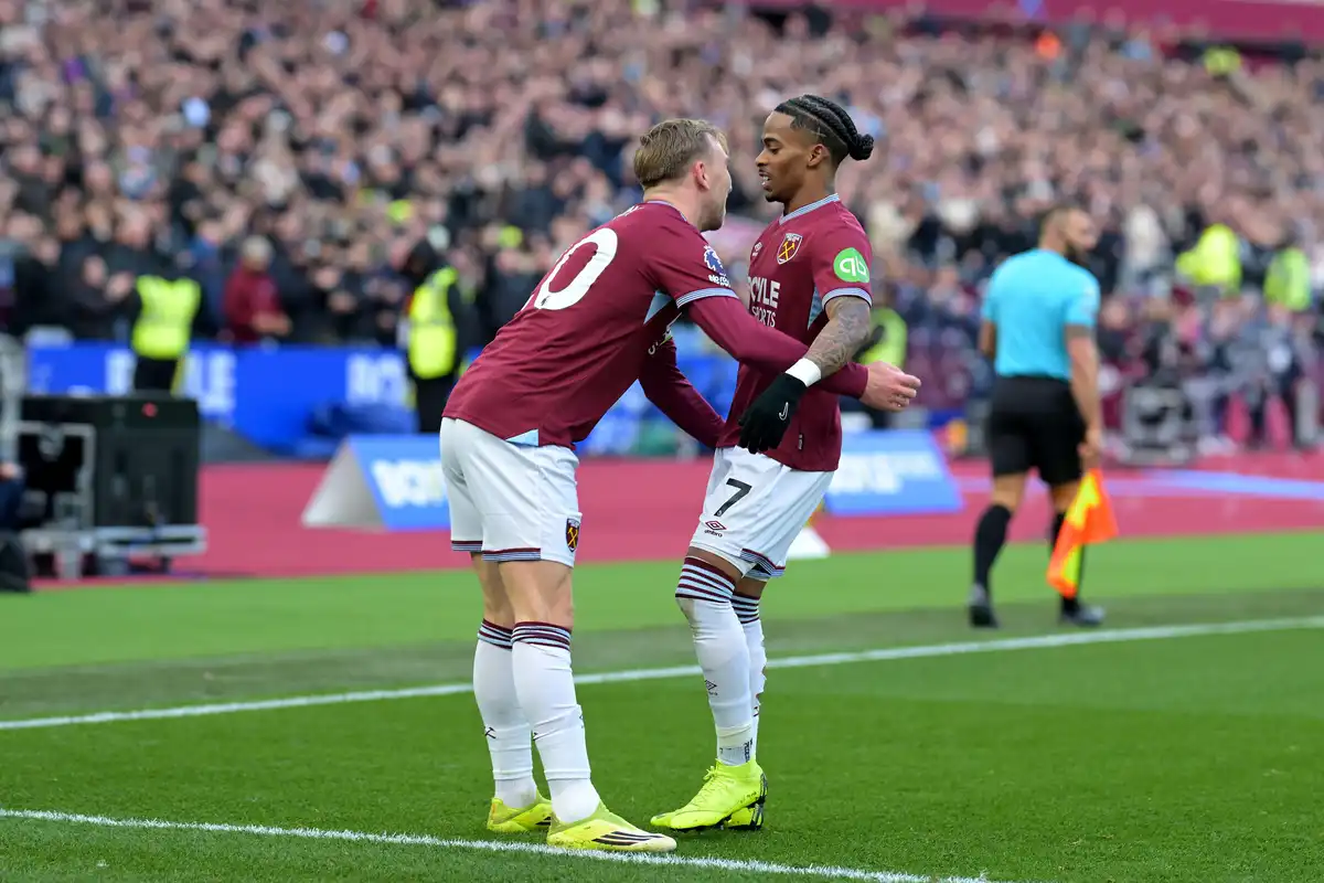 Chelsea cible deux stars de West Ham
