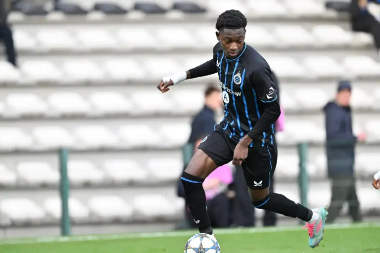 Jesse Bisiwu visé par le Barça ©Alamy
