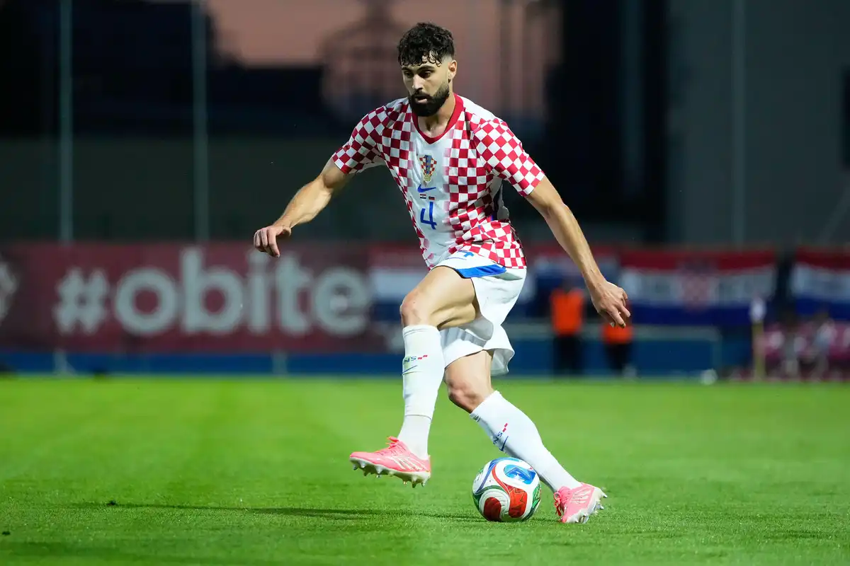 Manchester City veut prolonger un joueur, le Real Madrid furieux
