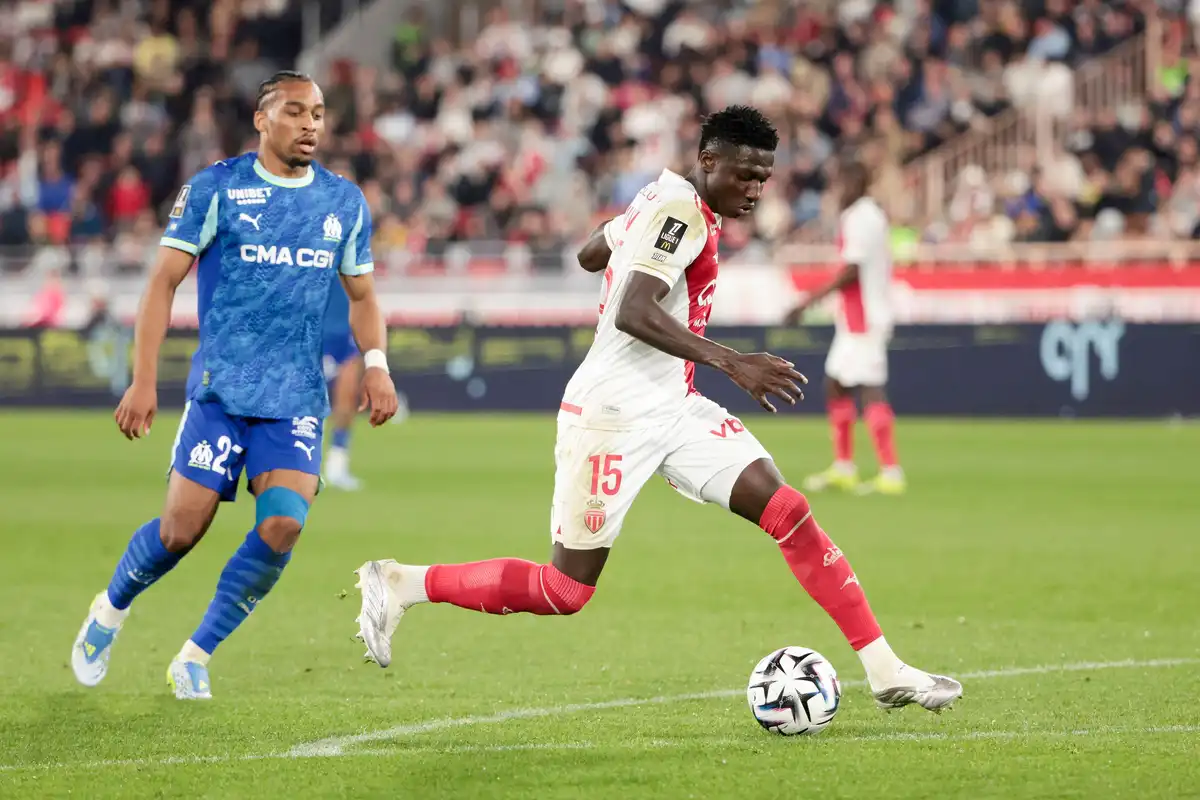 Monaco : Un géant de PL fonce sur Lamine Camara