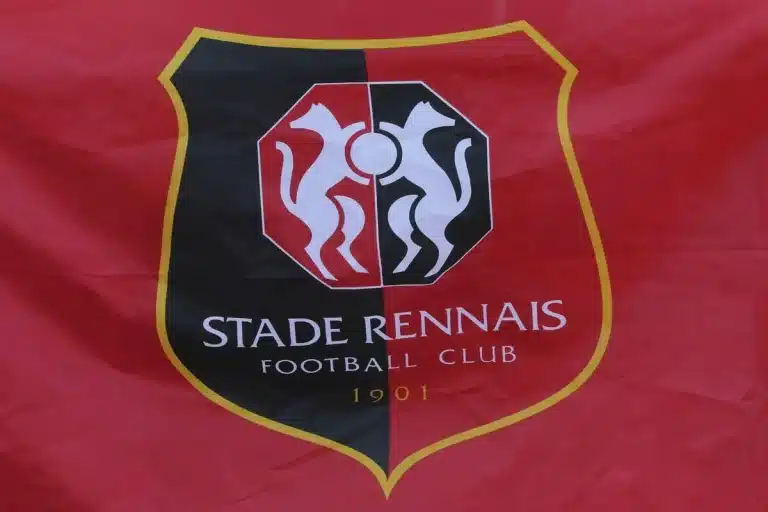 Ligue 1 Le Stade Rennes officialise une recrue