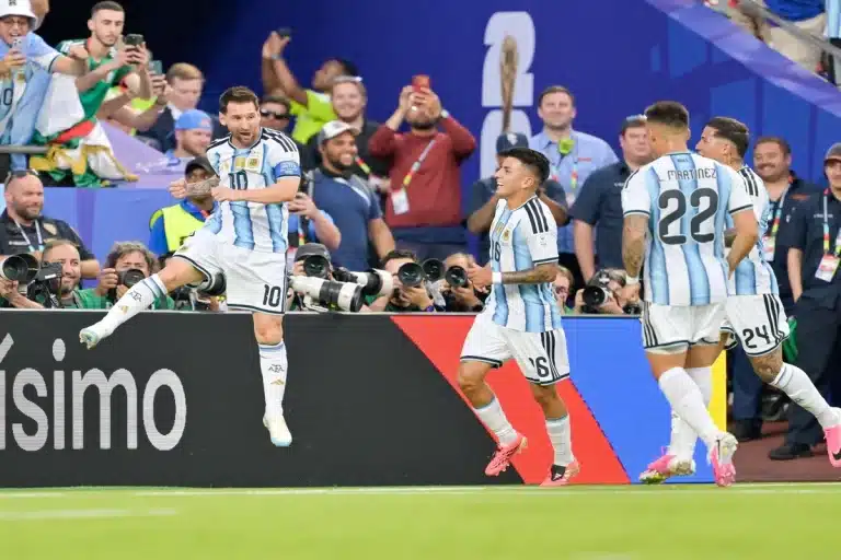 Lionel Messi bat un record de CR7 ©Alamy