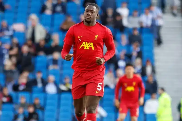 Liverpool Le remplaçant de Konaté est un flop du PSG