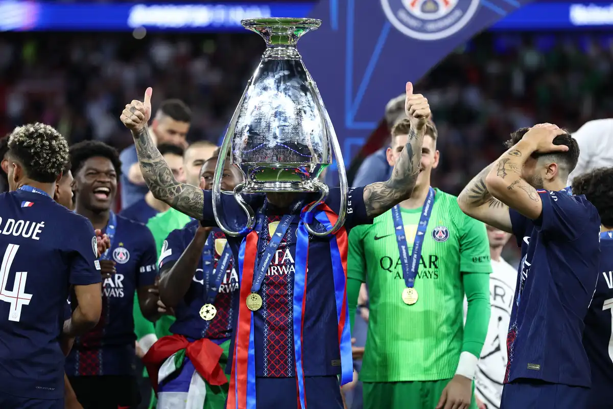 PSG : Luis Enrique conserve un cadre important