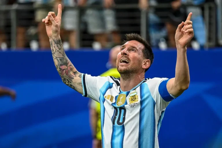 Messi creuse l'écart devant Mbappé à la Coupe du monde
