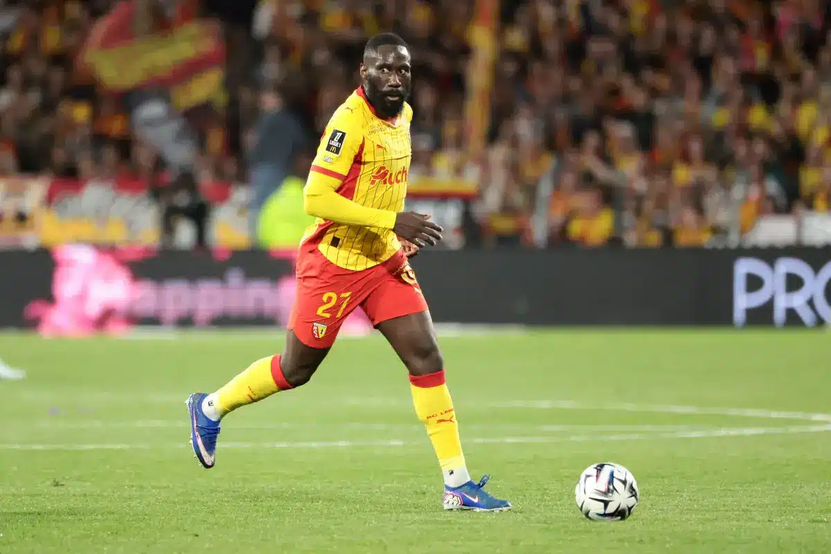 Officiel : Arthur Masuaku quitte le RC Lens