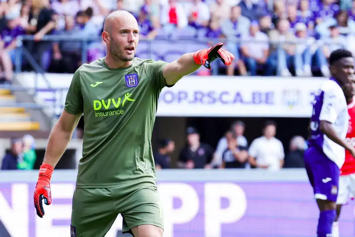 Officiel : Un ancien rempart des Canaris fait son retour au FC Nantes