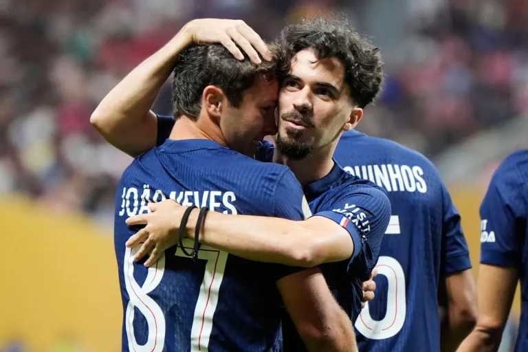 PSG : Joao Neves et Vitinha ne bougeront pas !