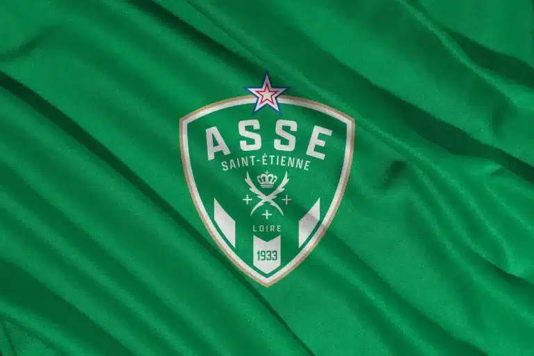 Saint-Étienne à la lutte avec un club allemand pour un attaquant ivoirien