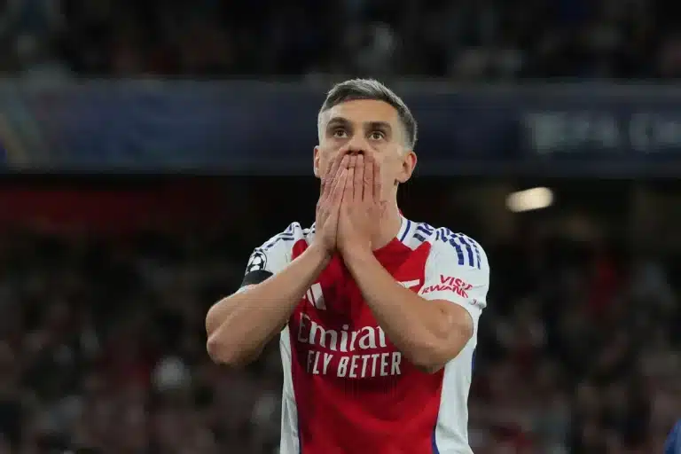 Arsenal pourrait céder Leandro Trossard