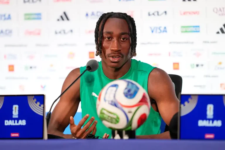 Yan Diomandé répond au PSG ©Alamy