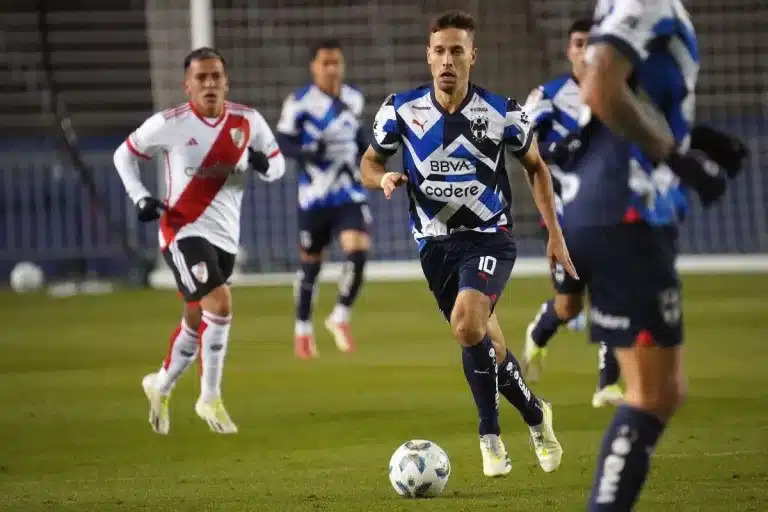Sergio Canales sous le maillot de Monterrey @Alamy