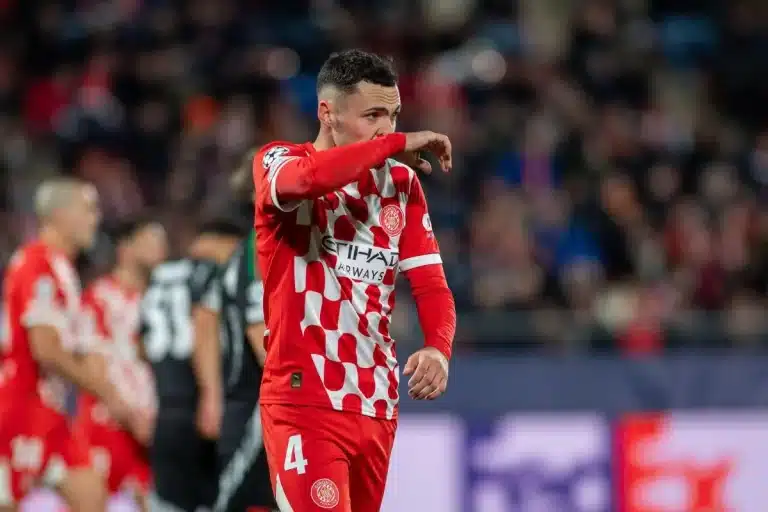 Arnau Martinez sous le maillot de Girona @Alamy
