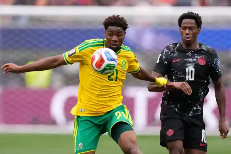 Ime Okon avec l'Afrique du Sud