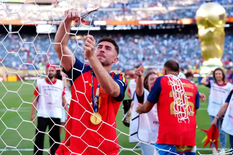 Aymeric Laporte avec l'Espagne ©Alamy