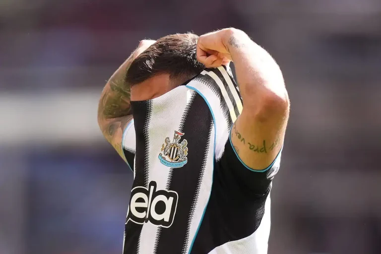 Bruno Guimaraes sous les couleurs de Newcastle ©Alamy