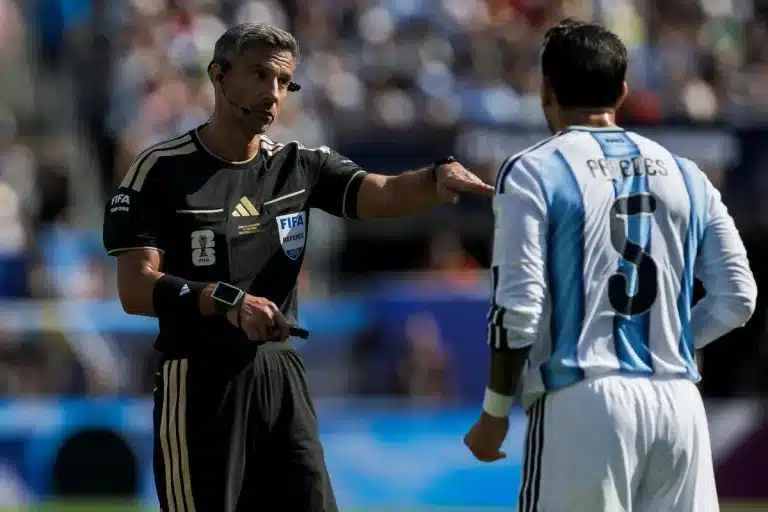 CDM 2026 L’arbitre de la finale n’arbitrera plus jamais