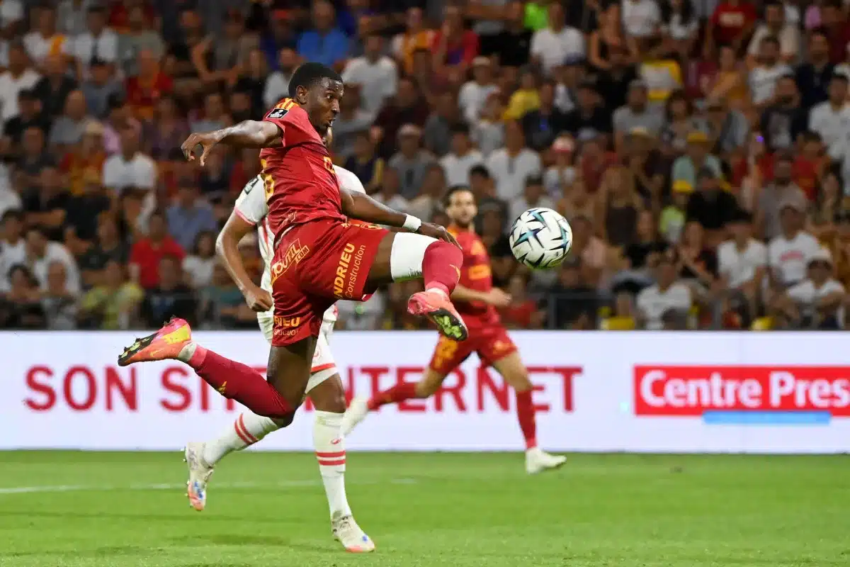 L’AJ Auxerre et Lorient se disputent un attaquant de Ligue 2