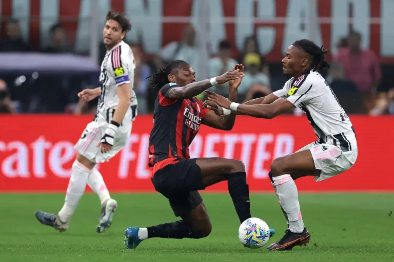 L'AC Milan pousse Rafael Leão dans les bras d'un club turc