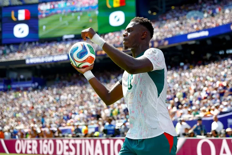 Mamadou Sarr sous le maillot du Sénégal